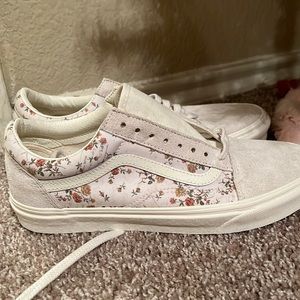 Floral White Vans Brand New